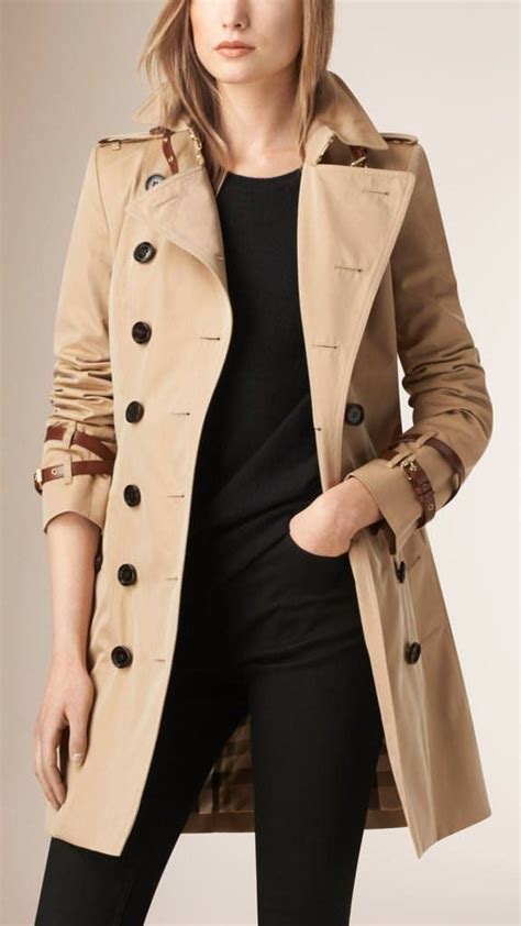 burberry trençkot|Burberry shell trench coat.